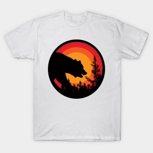 Grizzly in the moonlight T-Shirt